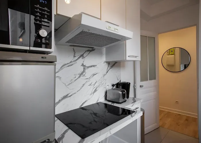 Luxury Mande 5 Minuts From Paris Apartmán